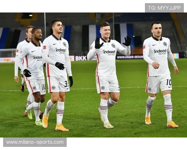 法兰克福0-2热刺，伦敦球队下半场两球锁定直通名额